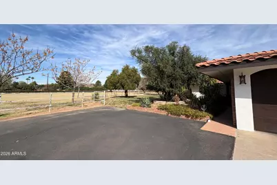 9427 S 51st Avenue, Laveen, AZ 85339 - Photo 7