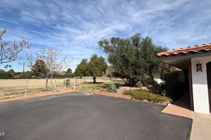 9427 S 51st Ave, Laveen, AZ 85339 - Photo 7