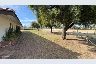 9427 S 51st Avenue, Laveen, AZ 85339 - Photo 23