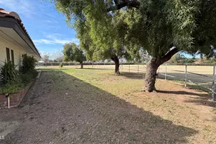 9427 S 51st Ave, Laveen, AZ 85339 - Photo 23