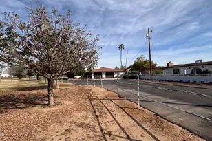 9427 S 51st Ave, Laveen, AZ 85339 - Photo 17