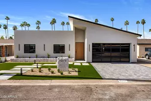 4224 N 35th Pl, Phoenix, AZ 85018 - Photo 1