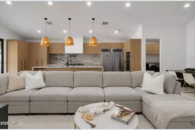4224 N 35th Place, Phoenix, AZ 85018 - Photo 11