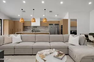 4224 N 35th Pl, Phoenix, AZ 85018 - Photo 11