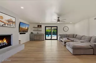 6516 N 43rd Pl, Paradise Valley, AZ 85253 - Photo 9