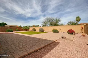 17774 W Dahlia Dr, Surprise, AZ 85388 - Photo 33
