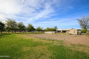 129 E Water Tank Rd, Gilbert, AZ 85296 - Photo 49