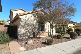 114 E Prescott Dr, Chandler, AZ 85249 - Photo 3
