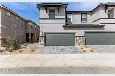 21114 N 58th Way, Phoenix, AZ 85054 - Photo 1