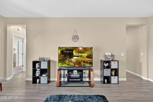 4528 W Crescent Rd, San Tan Valley, AZ 85144 - Photo 7