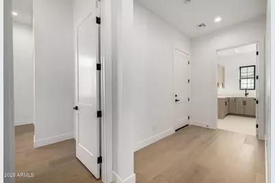 3028 N 47th Place, Phoenix, AZ 85018 - Photo 57