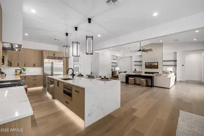 3028 N 47th Place, Phoenix, AZ 85018 - Photo 29