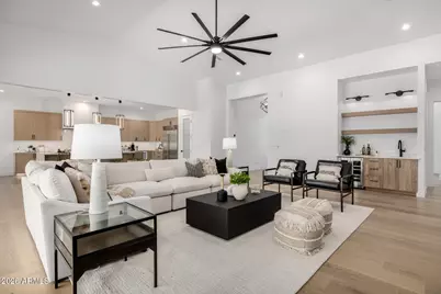 3028 N 47th Place, Phoenix, AZ 85018 - Photo 21