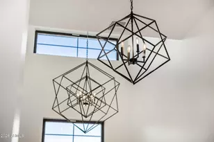 3028 N 47th Pl, Phoenix, AZ 85018 - Photo 17