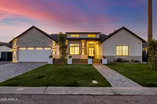 3028 N 47th Pl, Phoenix, AZ 85018 - Photo 1