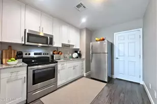 550 W 9th St, Mesa, AZ 85201 - Photo 3