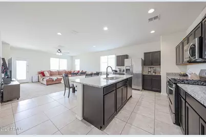 31029 W Columbus Avenue, Buckeye, AZ 85396 - Photo 7