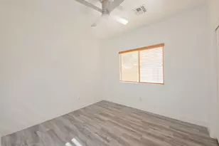 2545 W Brilliant Sky Dr, Phoenix, AZ 85085 - Photo 19