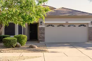 2545 W Brilliant Sky Dr, Phoenix, AZ 85085 - Photo 3
