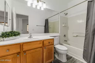 2545 W Brilliant Sky Dr, Phoenix, AZ 85085 - Photo 19