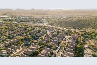 2545 W Brilliant Sky Drive, Phoenix, AZ 85085 - Photo 39