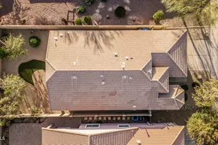 2545 W Brilliant Sky Dr, Phoenix, AZ 85085 - Photo 27
