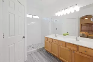 2545 W Brilliant Sky Dr, Phoenix, AZ 85085 - Photo 15