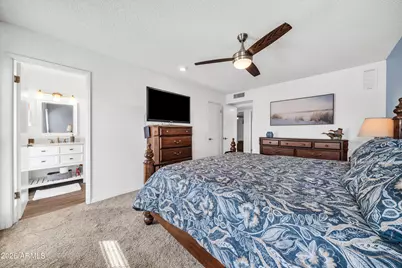 9605 W Hidden Valley Circle N, Sun City, AZ 85351 - Photo 17