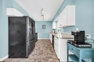 9605 W Hidden Valley Cir N, Sun City, AZ 85351 - Photo 23