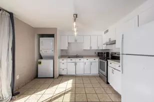 7265 W Camelback Rd, Phoenix, AZ 85033 - Photo 13