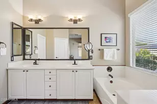 2706 W Via Calabria St, Phoenix, AZ 85086 - Photo 31