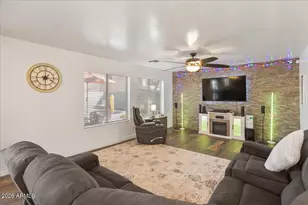 2005 S 81st Dr, Phoenix, AZ 85043 - Photo 19