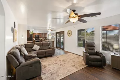 2005 S 81st Drive, Phoenix, AZ 85043 - Photo 21