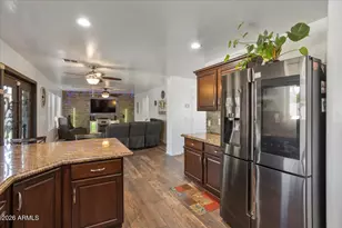 2005 S 81st Dr, Phoenix, AZ 85043 - Photo 17