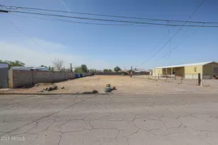 2961 N 29th Dr, Phoenix, AZ 85027 - Photo 1