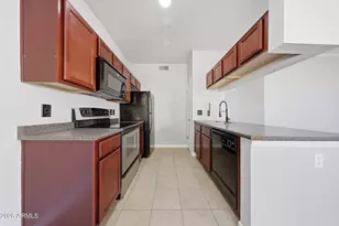 16013 S Desert Foothills Pkwy, Phoenix, AZ 85048 - Photo 15