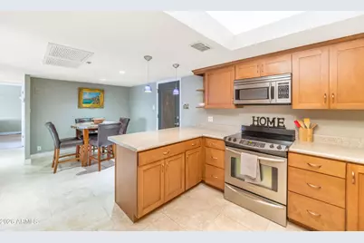 7830 E Camelback Road #411, Scottsdale, AZ 85251 - Photo 11