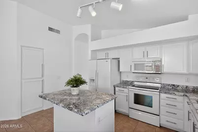 6370 W Wahalla Lane, Glendale, AZ 85308 - Photo 3