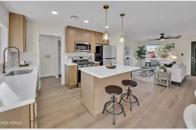 643 E Harmony Avenue, Mesa, AZ 85204 - Photo 7