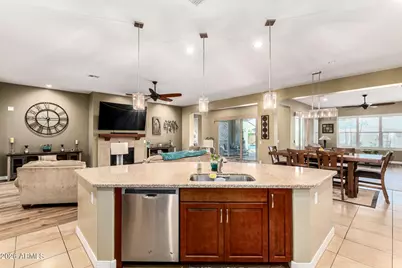 18360 W Montecito Avenue, Goodyear, AZ 85395 - Photo 19