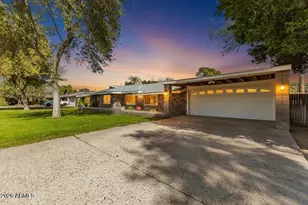 8115 N 11th Ave, Phoenix, AZ 85021 - Photo 1