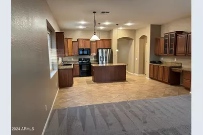 7206 N 88th Lane, Glendale, AZ 85305 - Photo 9