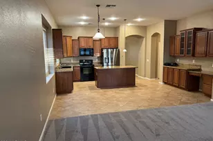 7206 N 88th Ln, Glendale, AZ 85305 - Photo 9