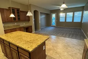 7206 N 88th Ln, Glendale, AZ 85305 - Photo 7