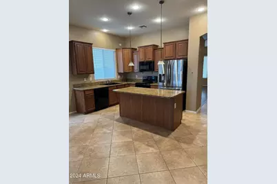 7206 N 88th Lane, Glendale, AZ 85305 - Photo 11