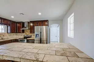 3840 N 48th Dr, Phoenix, AZ 85031 - Photo 13