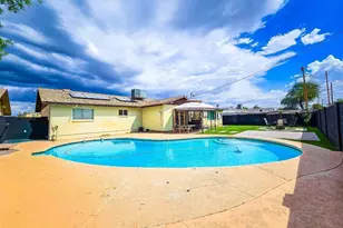 3701 W Echo Ln, Phoenix, AZ 85051 - Photo 21