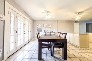 3701 W Echo Ln, Phoenix, AZ 85051 - Photo 13