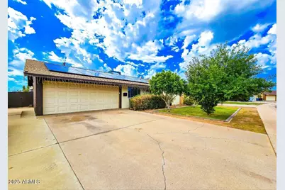 3701 W Echo Lane, Phoenix, AZ 85051 - Photo 3