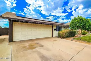 3701 W Echo Ln, Phoenix, AZ 85051 - Photo 5
